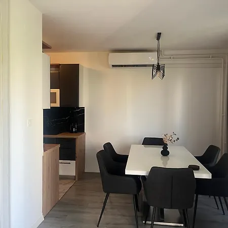 Suzzy Apartament *