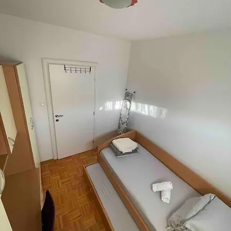 Suzzy アパート *